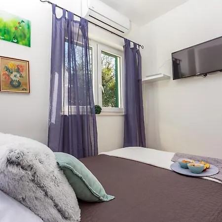Kampanel With Private Pool,7km From Sandy Beach *